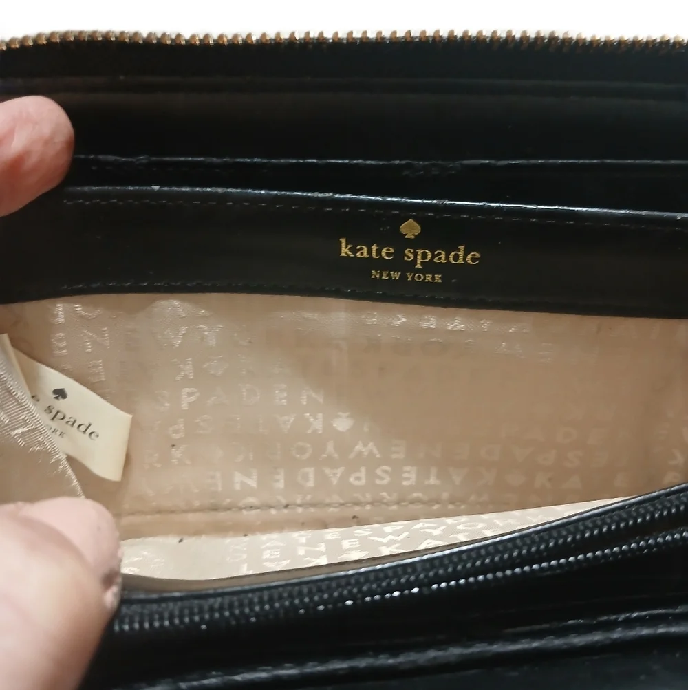 kate spade Neda Black, White and Pink Patterned Logo Zip Wallet